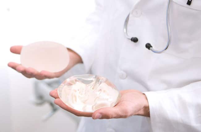 Which Breast Implant Shape is Best for You? 1 breastImplantChoices 182712788 770x533 650x428 1